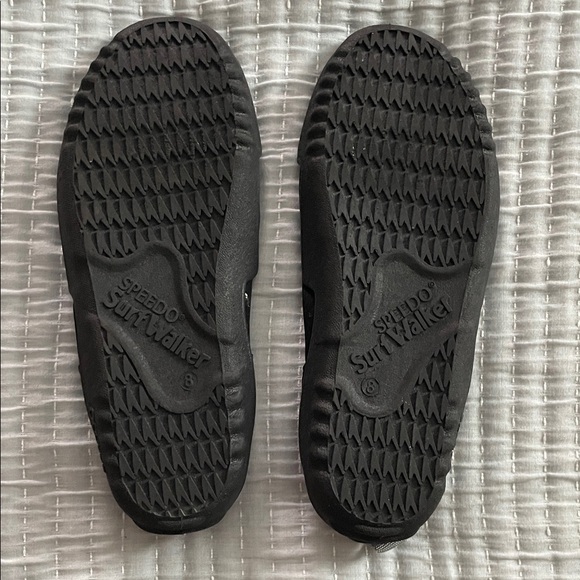 Speedo NWOT Black Gray Surf Walker Water Shoes - Picture 3 of 7